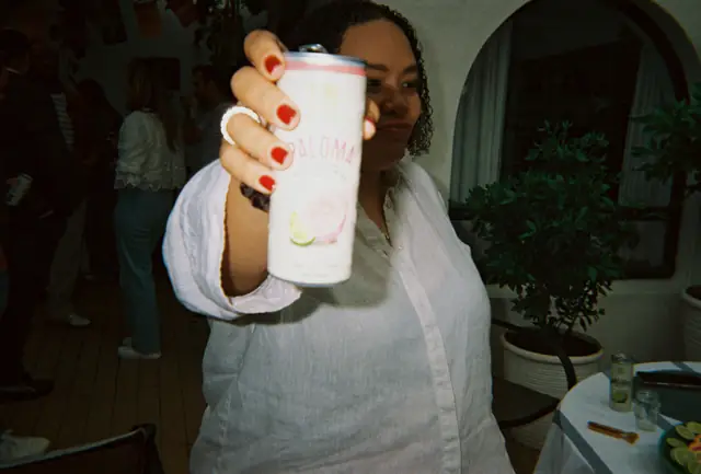 Paloma, straight at the lens
